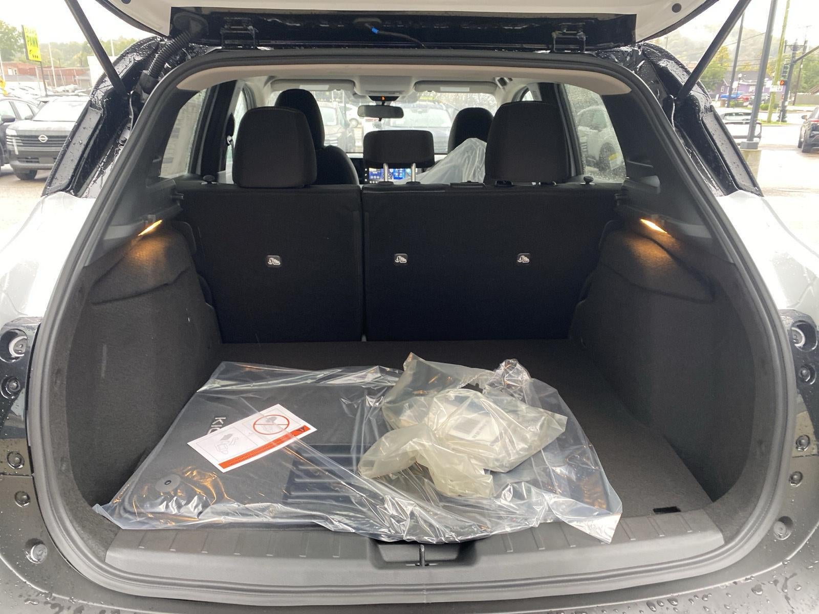2027 Nissan Kicks SV
