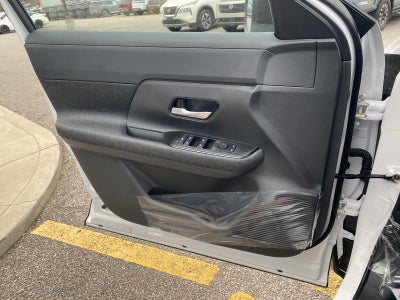 2027 Nissan Kicks SV