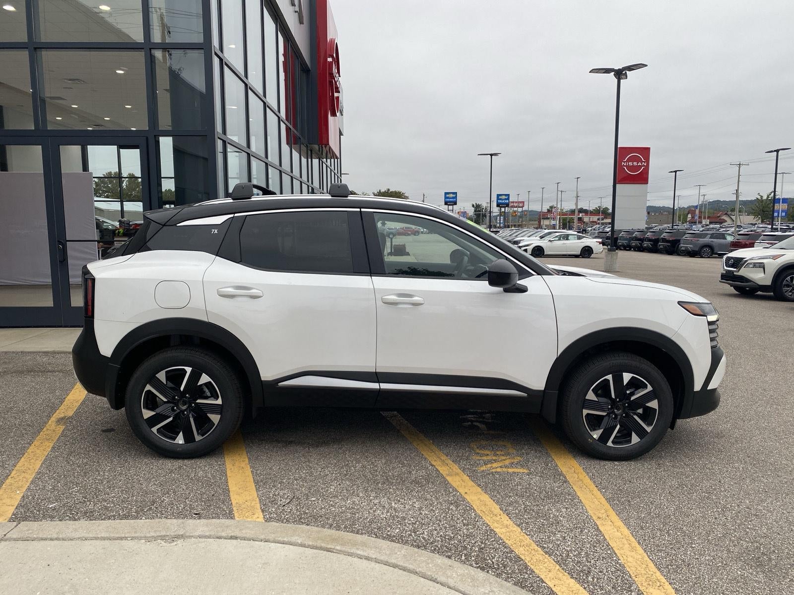 2027 Nissan Kicks SV