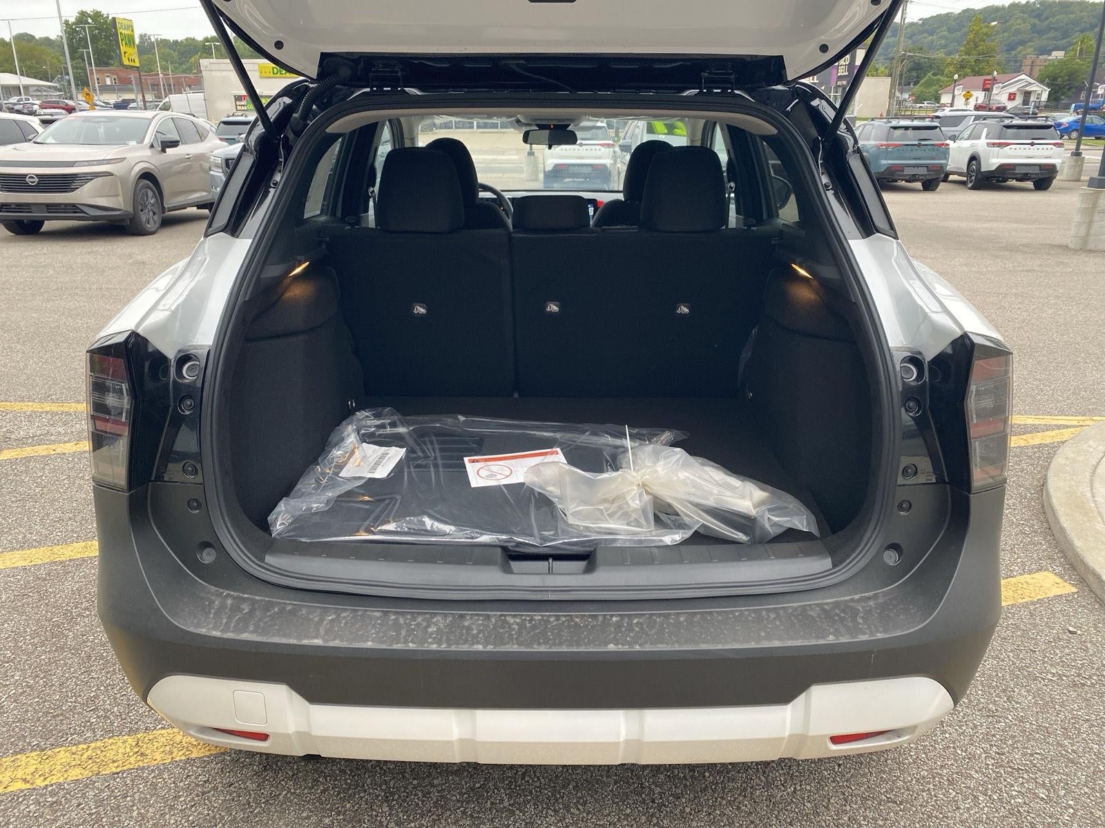 2027 Nissan Kicks SV