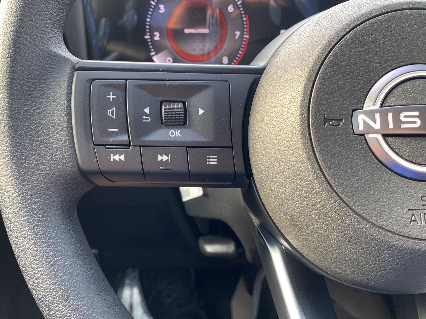 2027 Nissan Kicks SV
