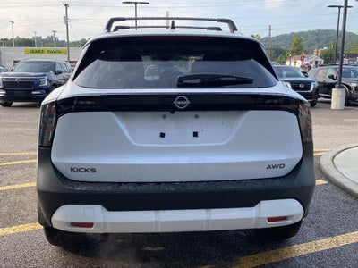 2027 Nissan Kicks SV