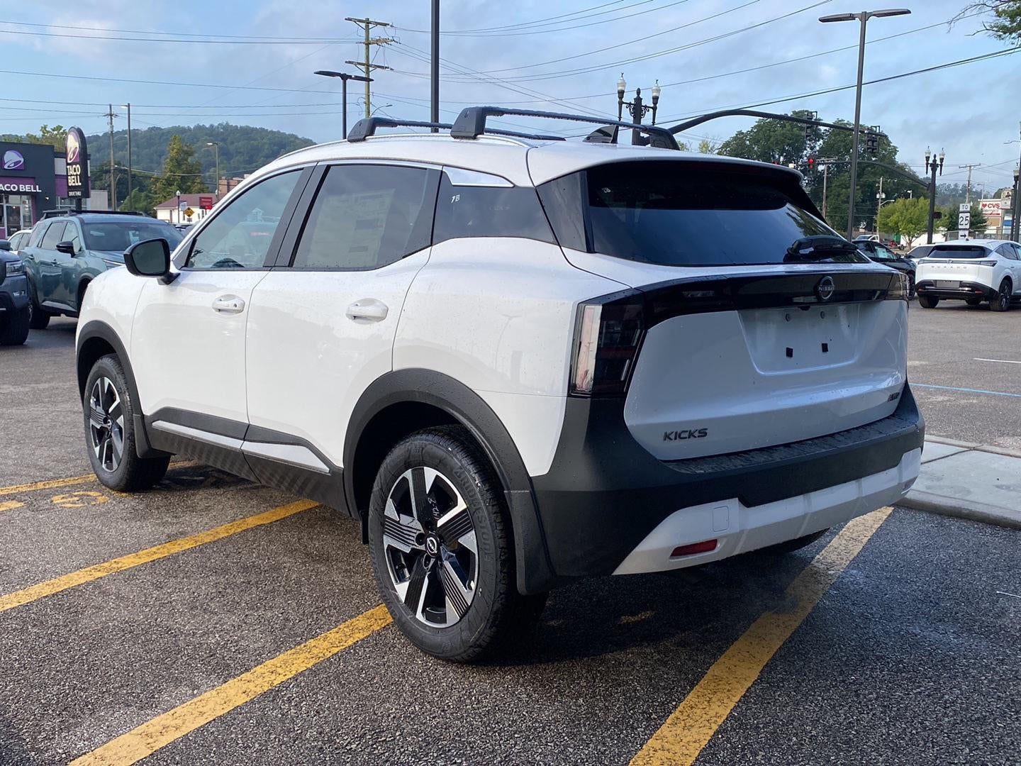 2027 Nissan Kicks SV