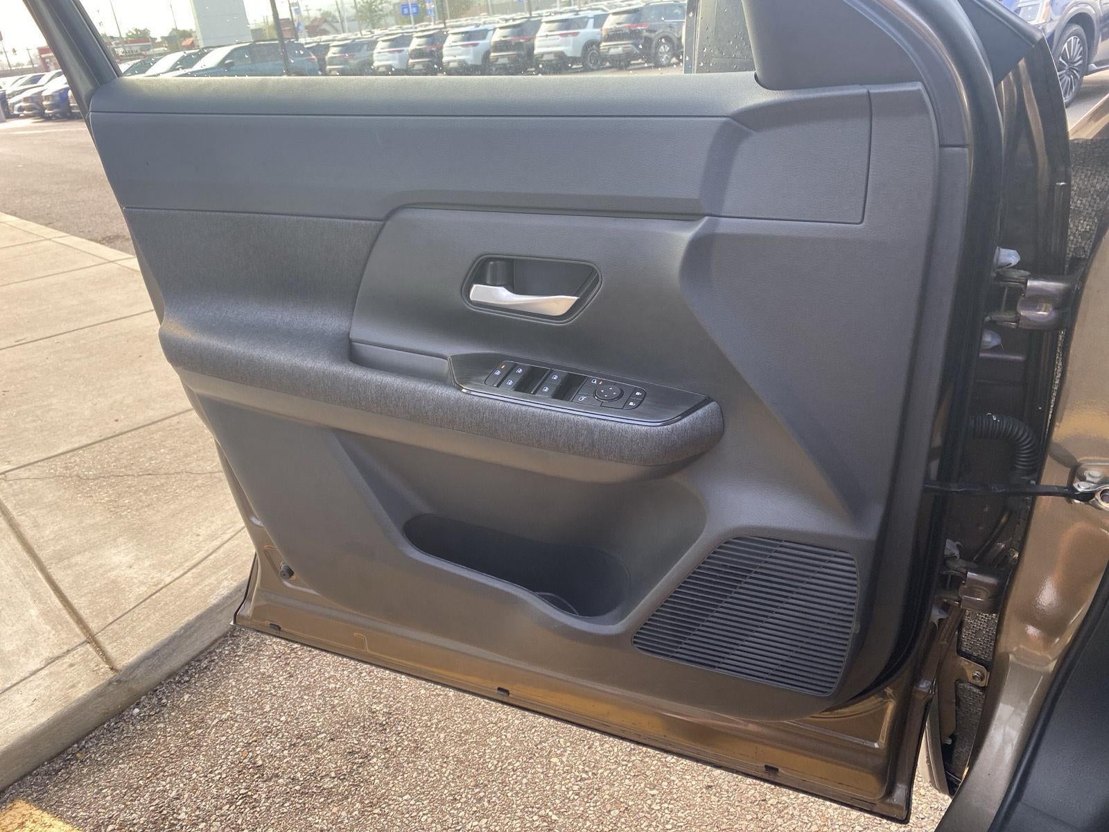 2027 Nissan Kicks SV