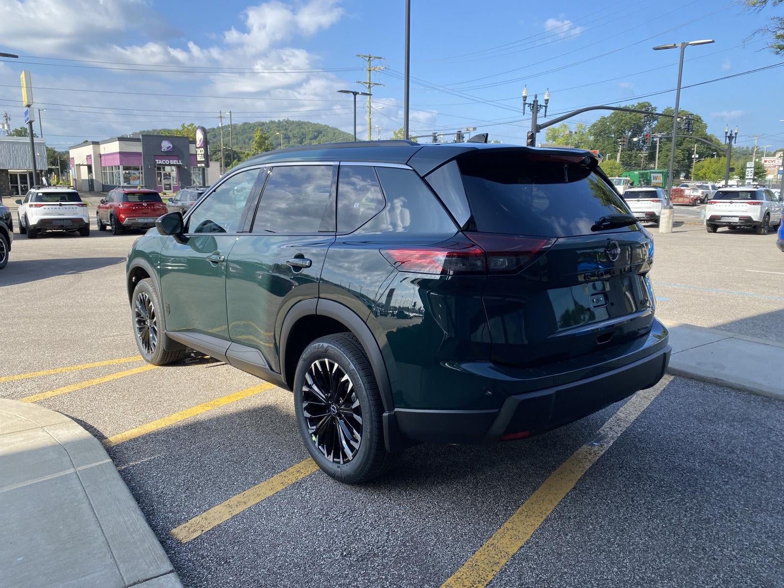 2026 Nissan Rogue Dark Armor