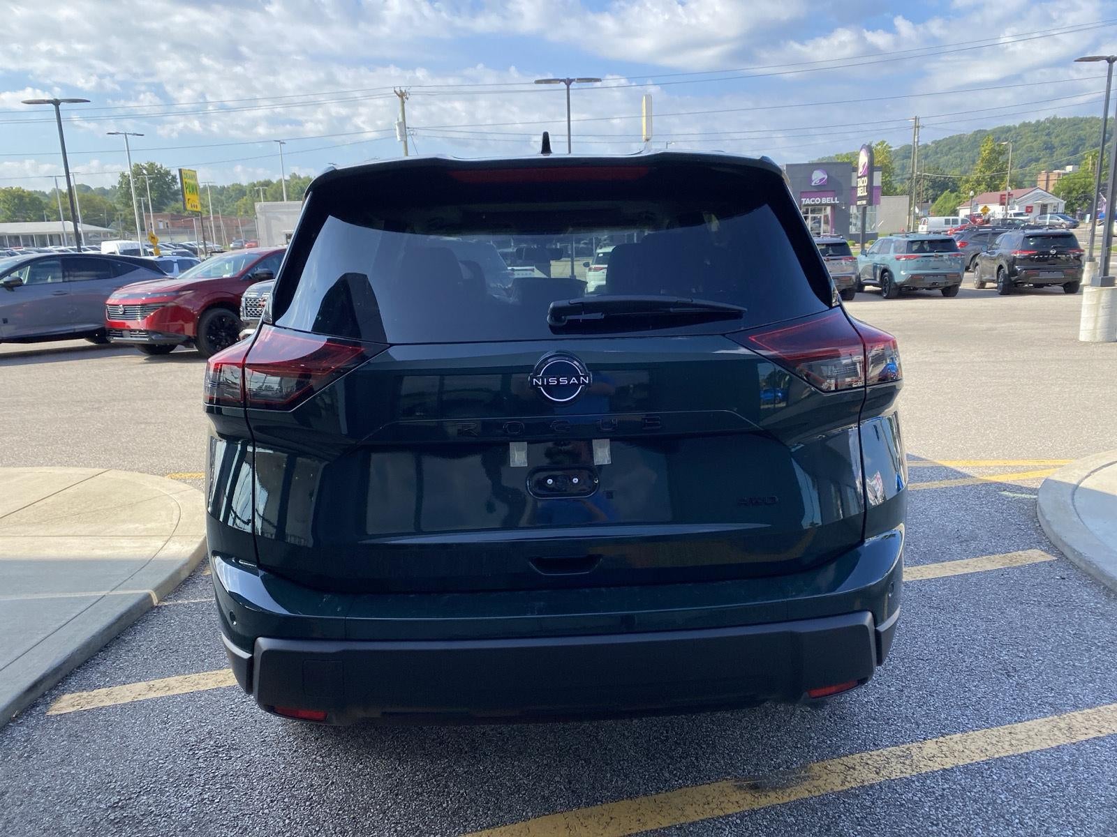 2026 Nissan Rogue Dark Armor