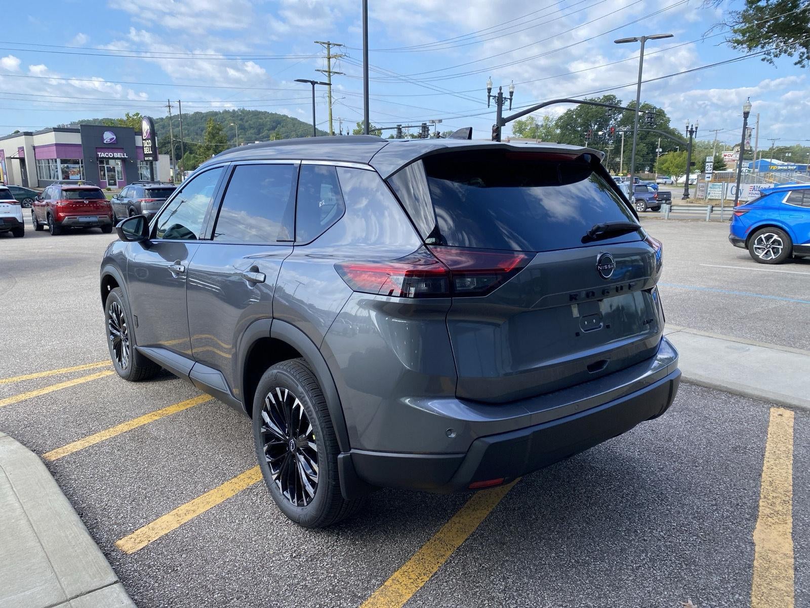 2026 Nissan Rogue Dark Armor