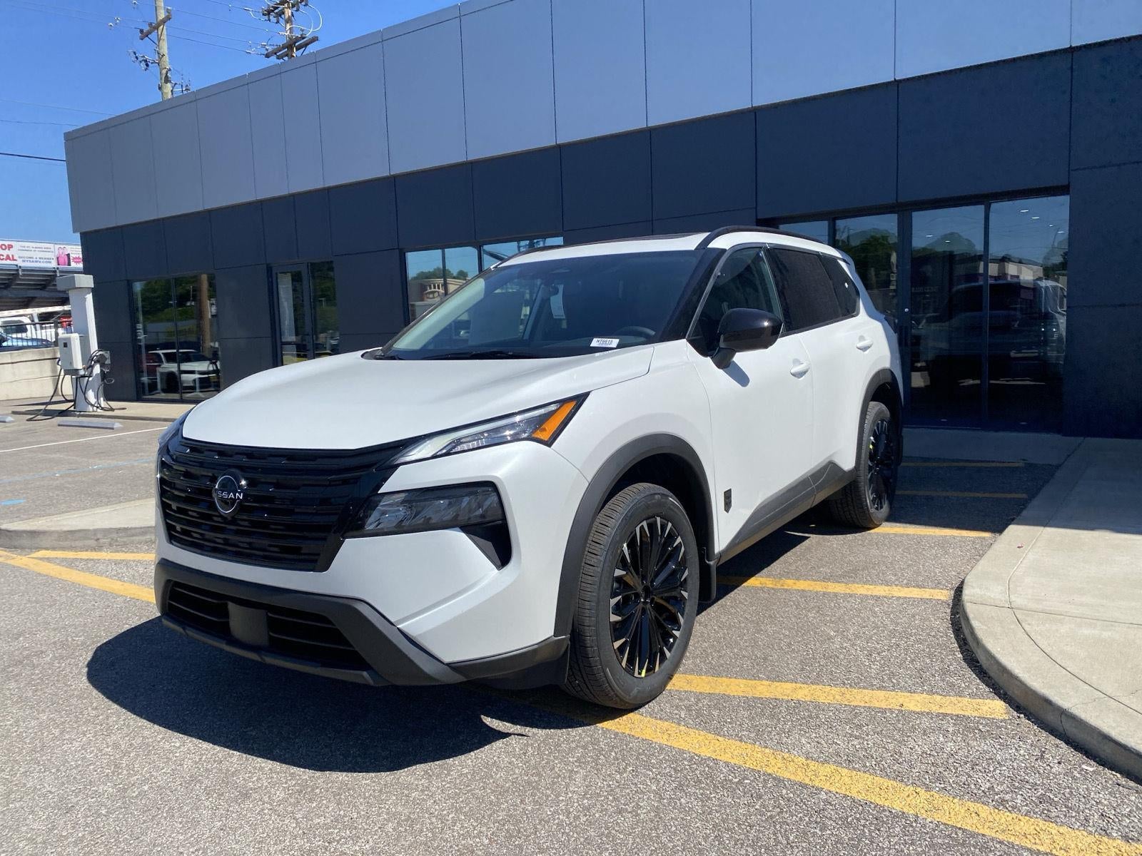 2026 Nissan Rogue Dark Armor