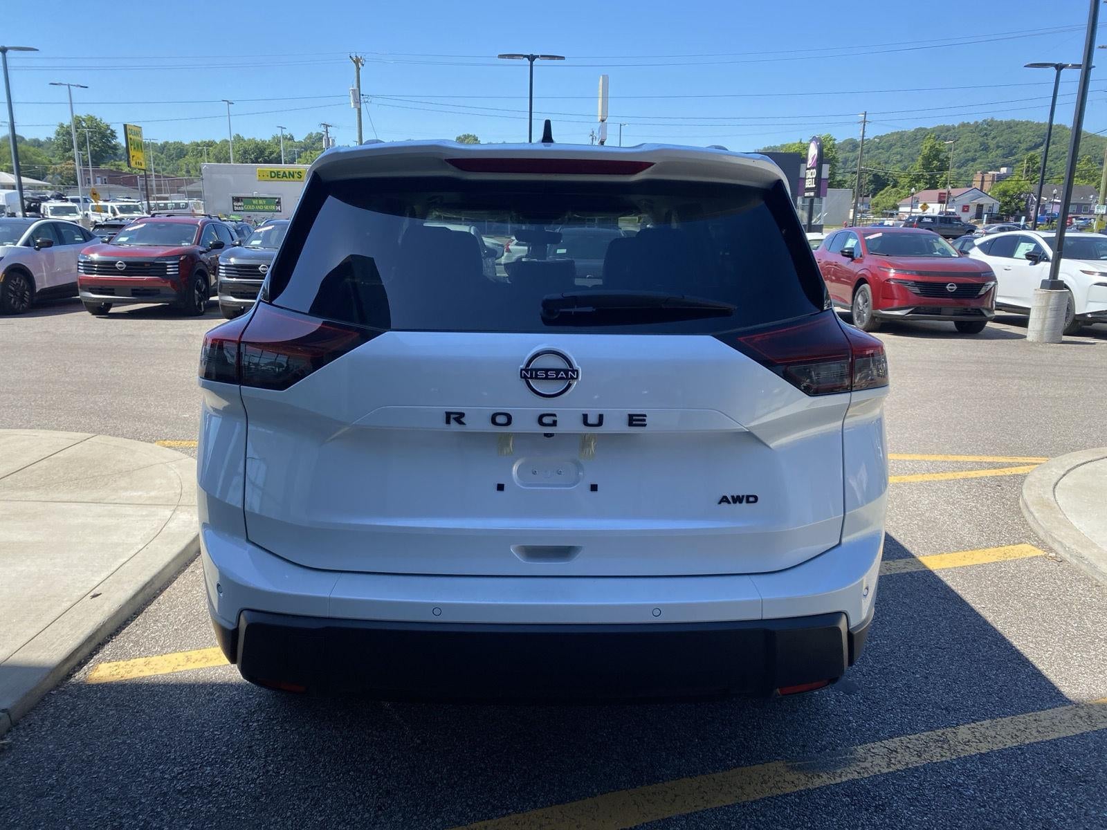 2026 Nissan Rogue Dark Armor