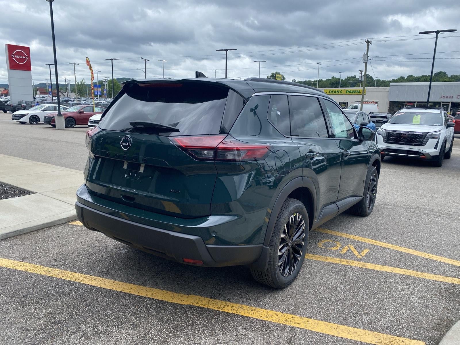 2026 Nissan Rogue Dark Armor