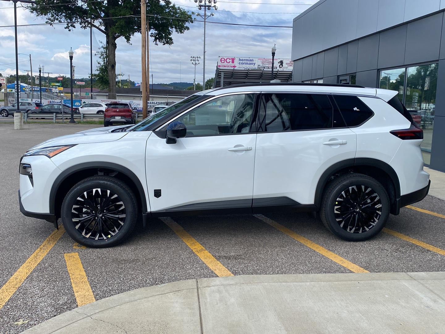 2026 Nissan Rogue Dark Armor