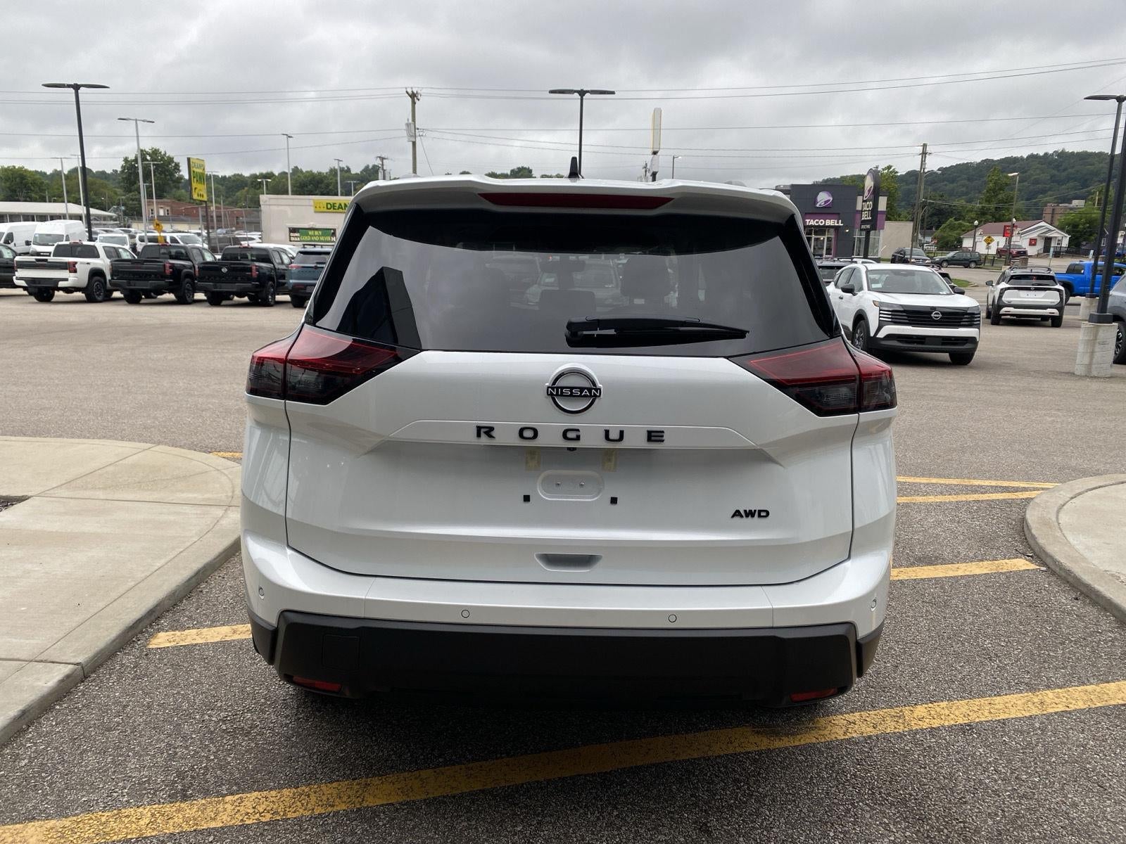 2026 Nissan Rogue Dark Armor