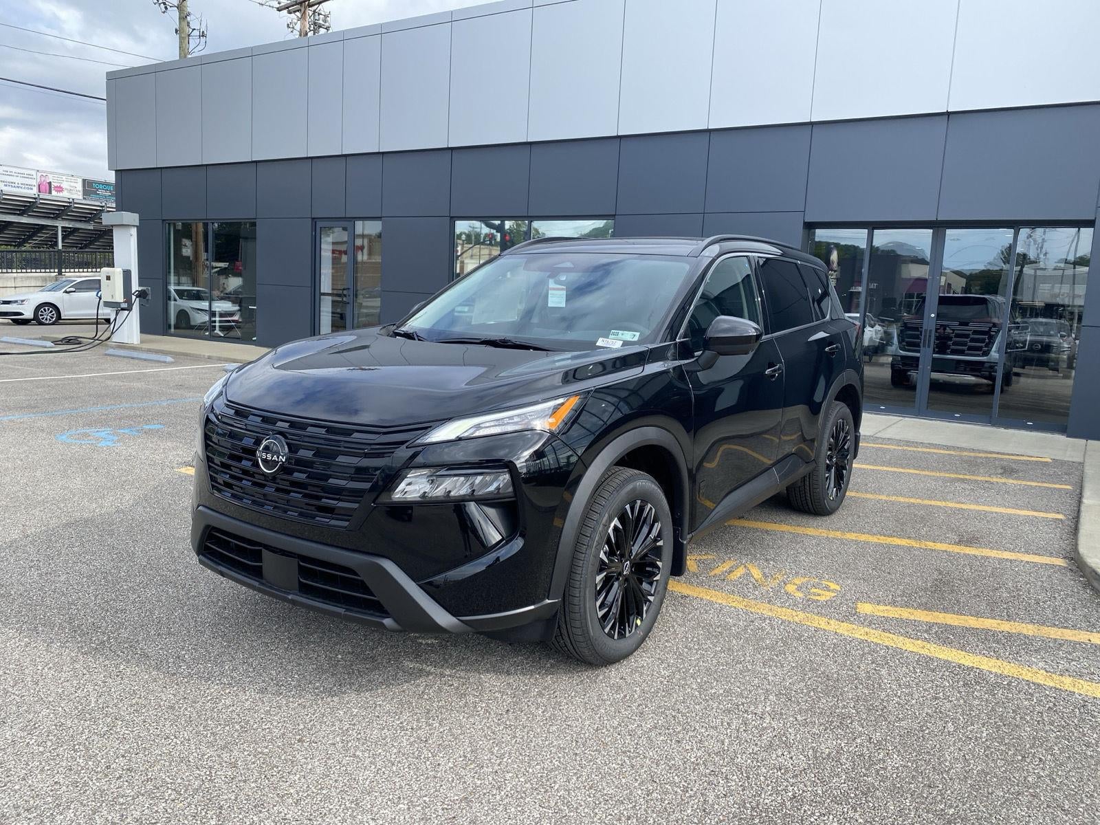 2026 Nissan ROGUE AWD DARK ARMOR