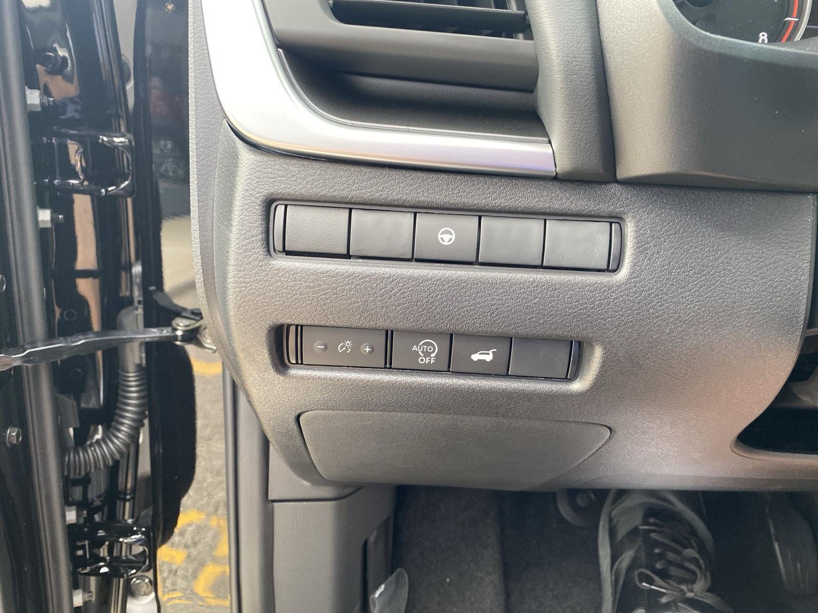 2026 Nissan ROGUE AWD DARK ARMOR