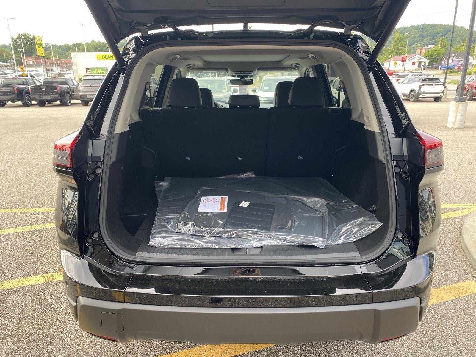 2026 Nissan ROGUE AWD DARK ARMOR