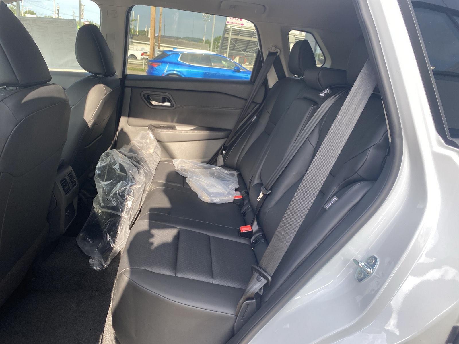 2026 Nissan Rogue AWD DARK ARMOR