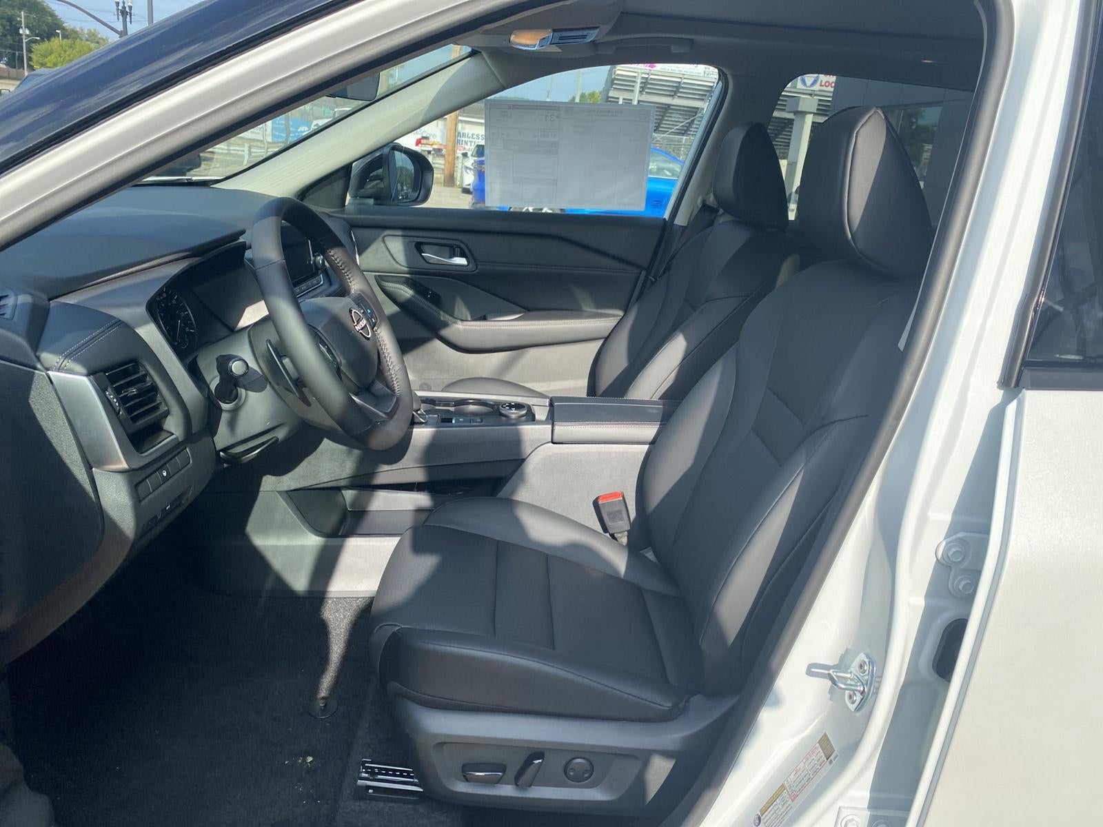 2026 Nissan Rogue AWD DARK ARMOR