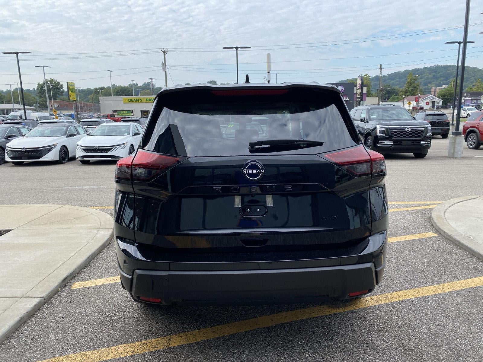 2026 Nissan Rogue Dark Armor