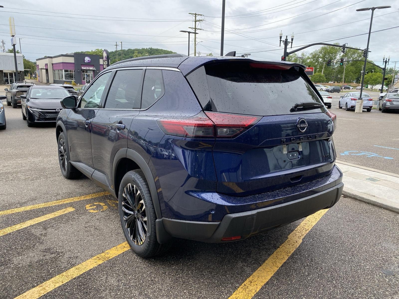 2026 Nissan Rogue Dark Armor