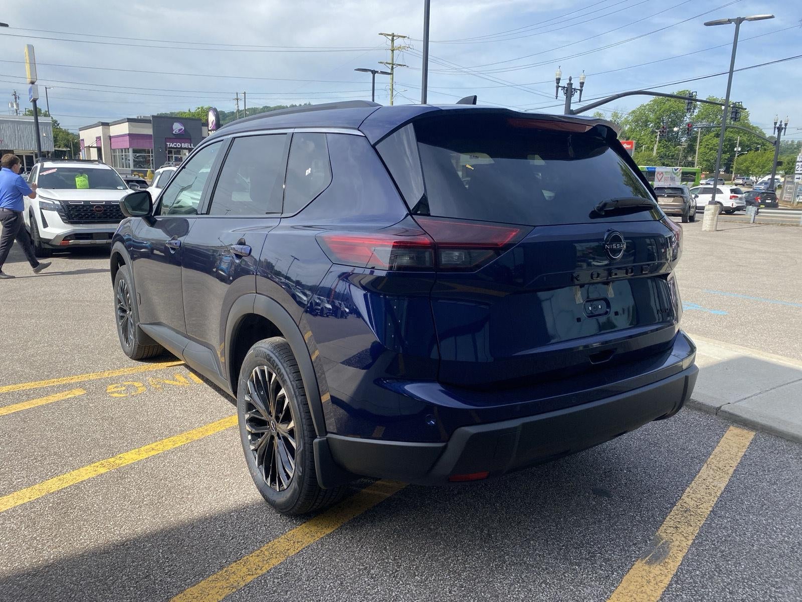 2026 Nissan Rogue Dark Armor