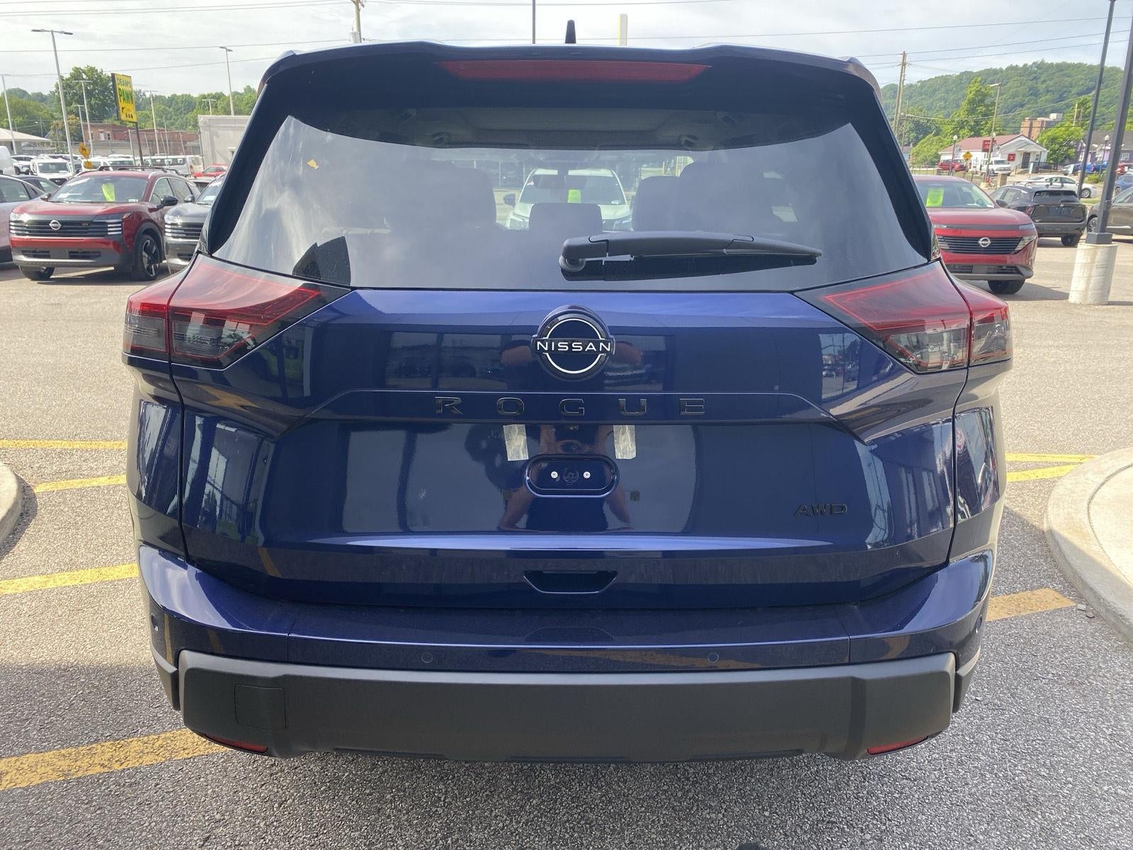 2026 Nissan Rogue Dark Armor