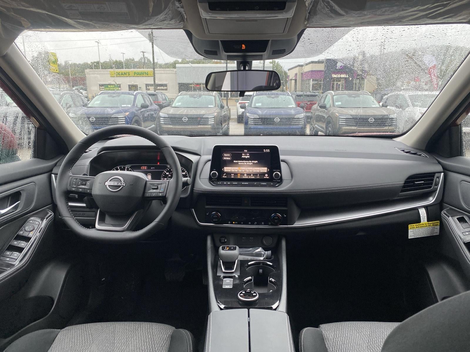 2027 Nissan Rogue SV