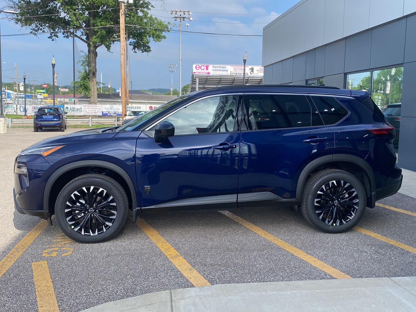 2026 Nissan Rogue Dark Armor