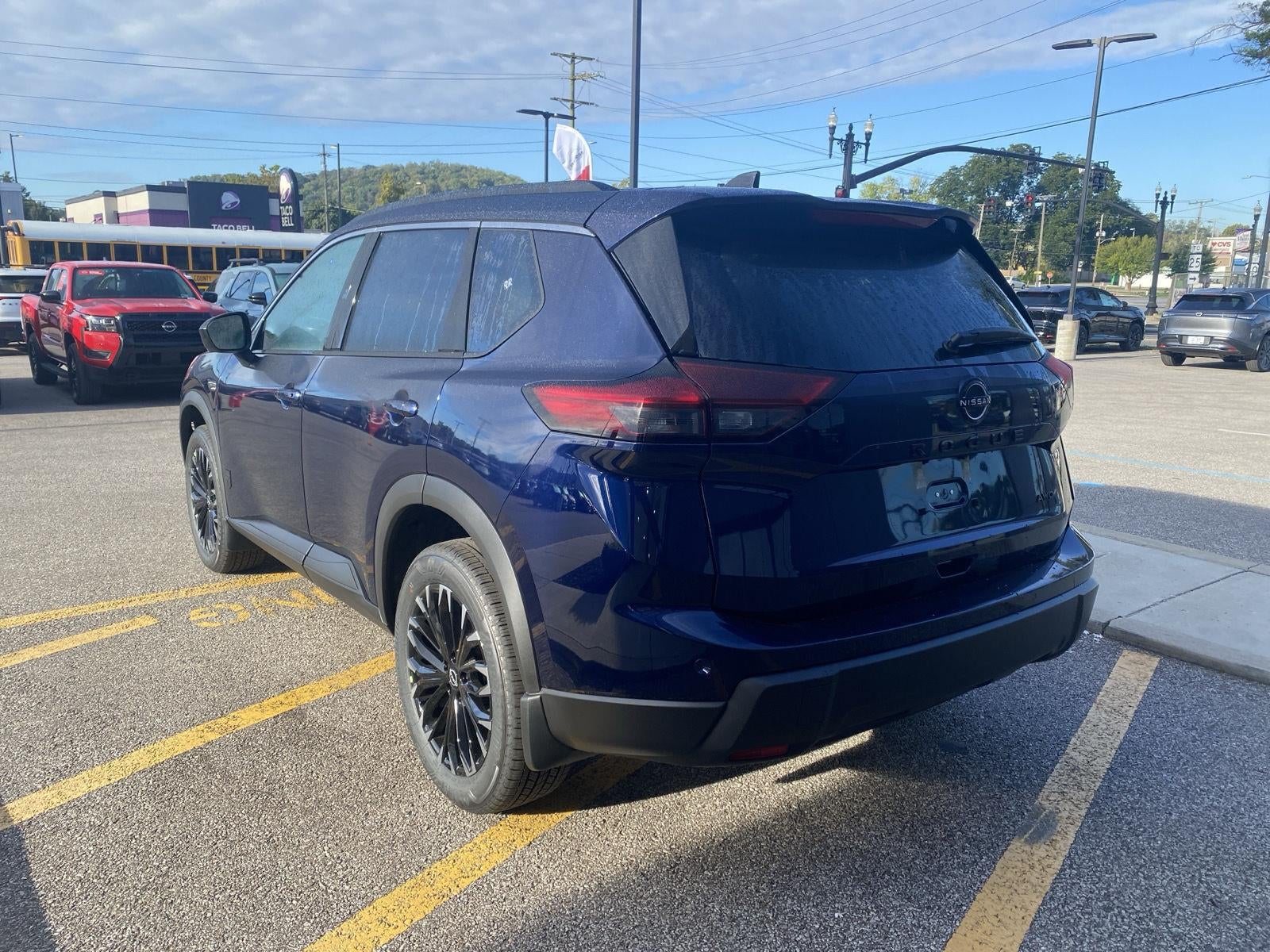2026 Nissan Rogue Dark Armor