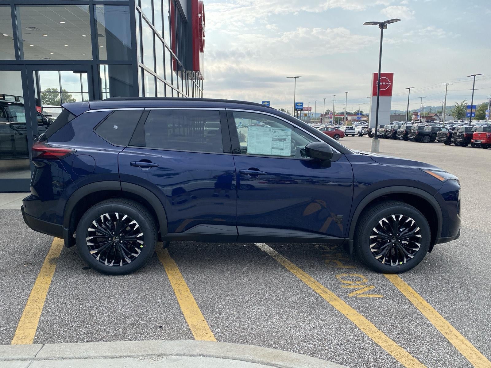 2026 Nissan Rogue Dark Armor