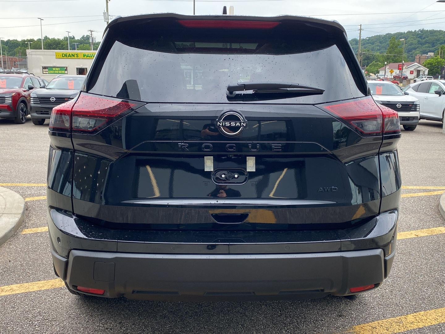 2026 Nissan Rogue Dark Armor