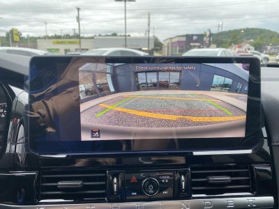 2026 Nissan Pathfinder SV