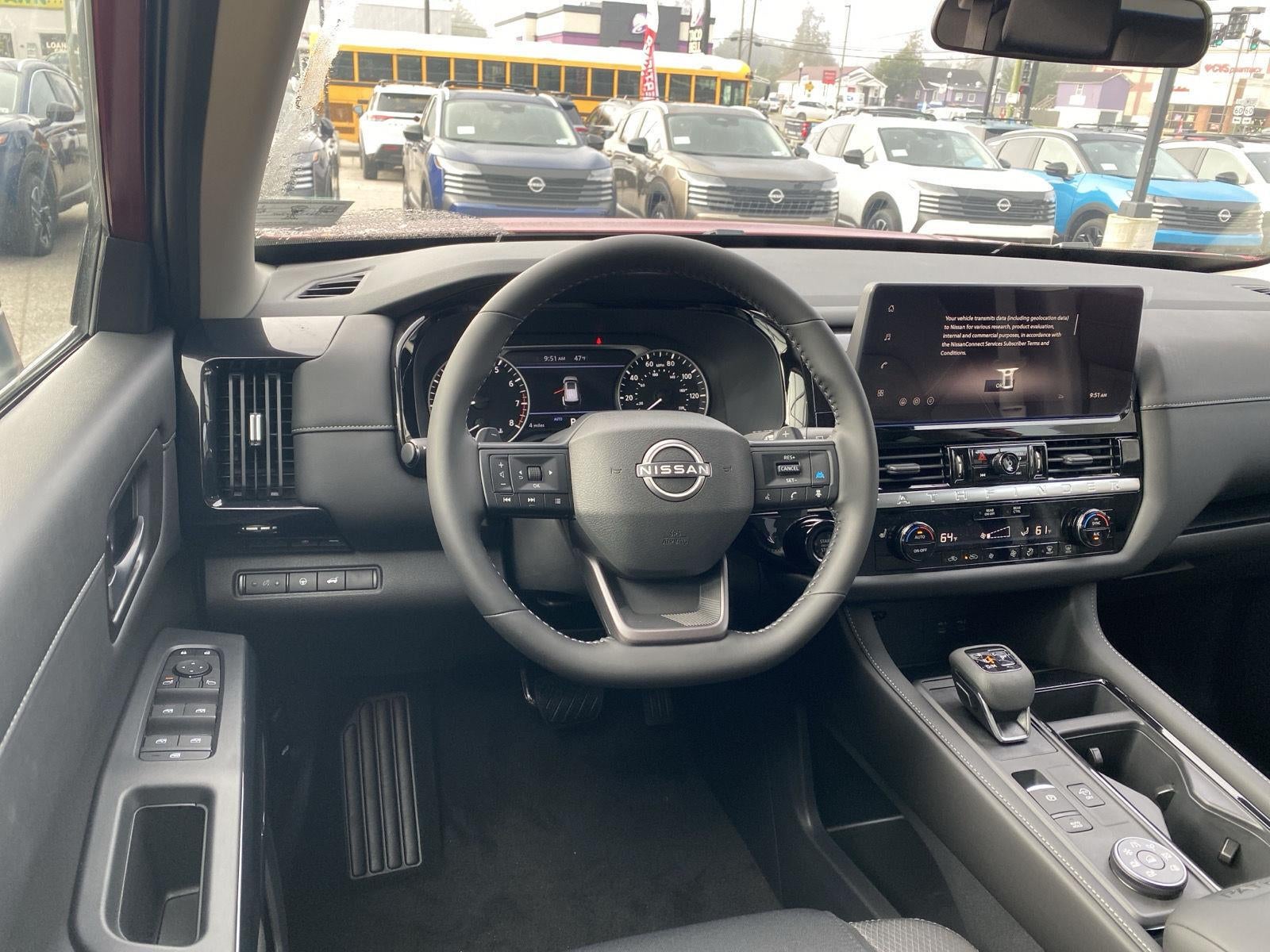 2026 Nissan Pathfinder SV