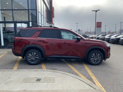 2026 Nissan Pathfinder SV