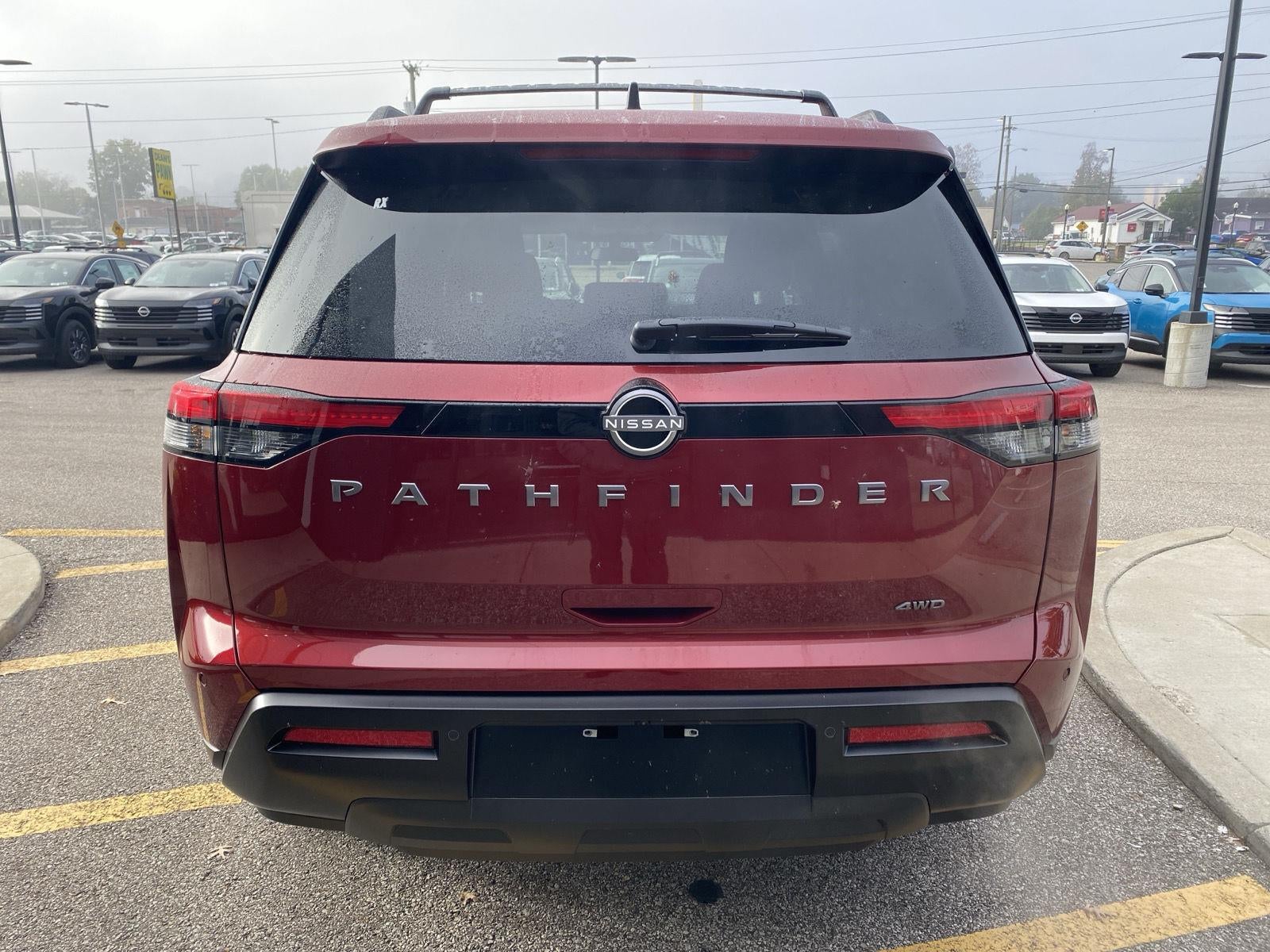 2026 Nissan Pathfinder SV