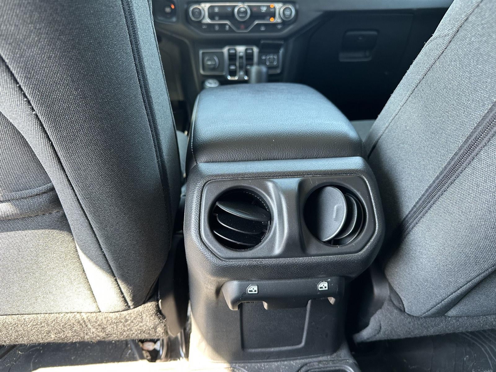 2024 Jeep Gladiator Nighthawk