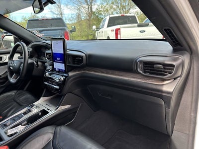 2023 Ford Explorer Platinum