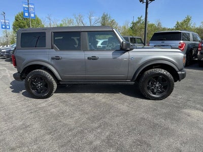 2022 Ford Bronco Black Diamond