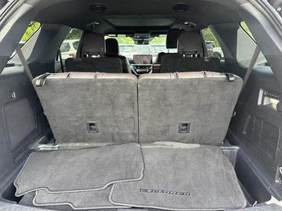 2025 Ford Explorer Platinum