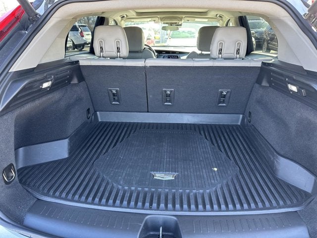 2023 Cadillac XT4 AWD Luxury