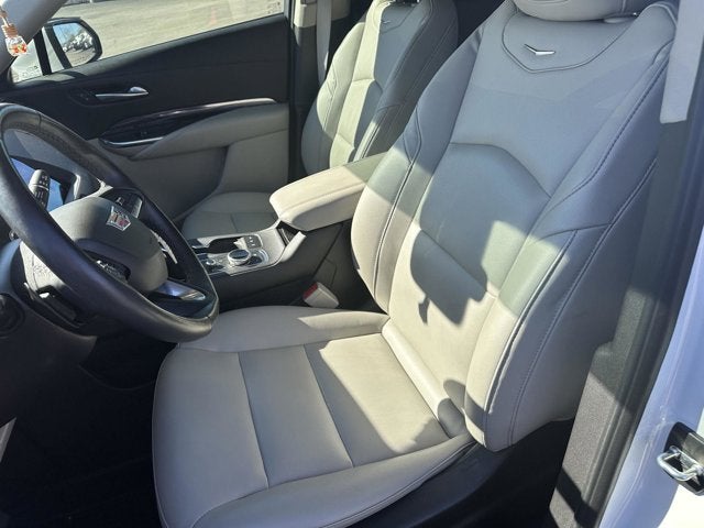 2023 Cadillac XT4 AWD Luxury