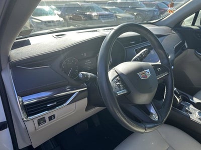 2023 Cadillac XT4 AWD Luxury