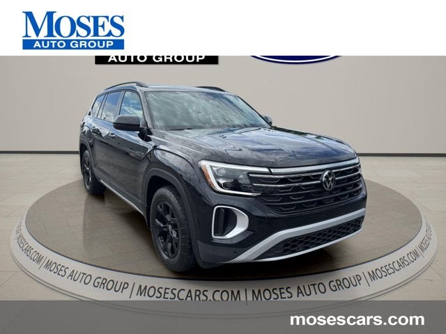 2024 Volkswagen Atlas 2.0T Peak Edition SE w/Technology
