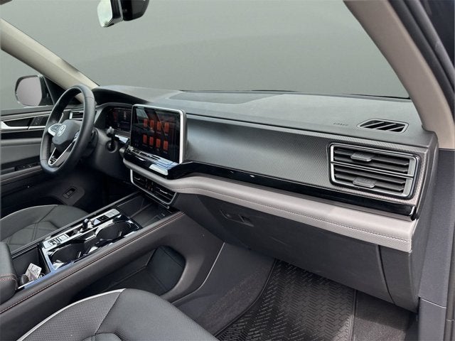2024 Volkswagen Atlas 2.0T Peak Edition SE w/Technology