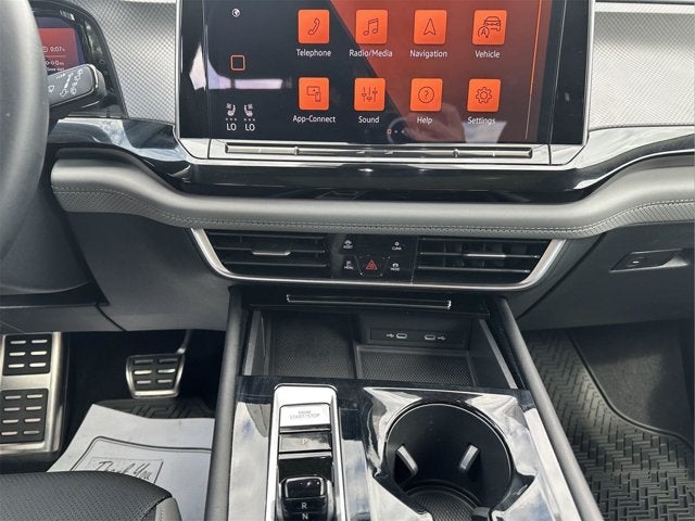 2024 Volkswagen Atlas 2.0T Peak Edition SE w/Technology