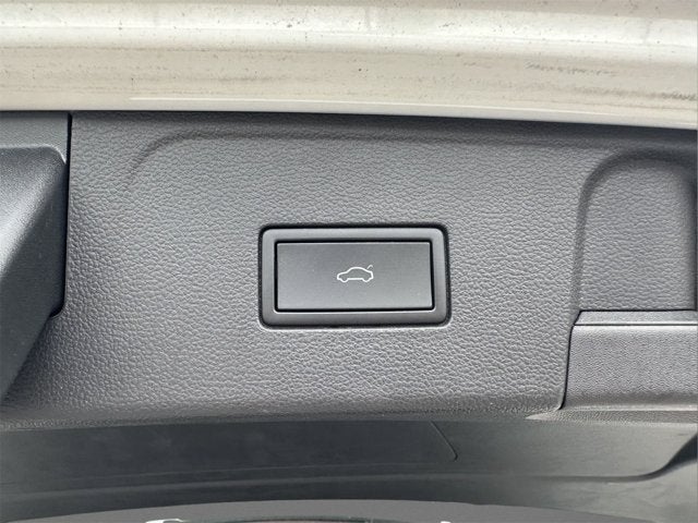 2024 Volkswagen Atlas 2.0T Peak Edition SE w/Technology