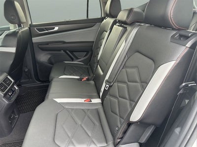 2024 Volkswagen Atlas 2.0T Peak Edition SE w/Technology