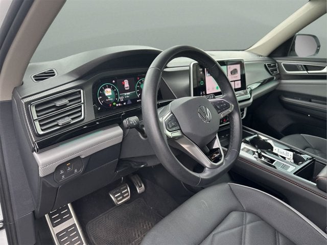 2024 Volkswagen Atlas 2.0T Peak Edition SE w/Technology