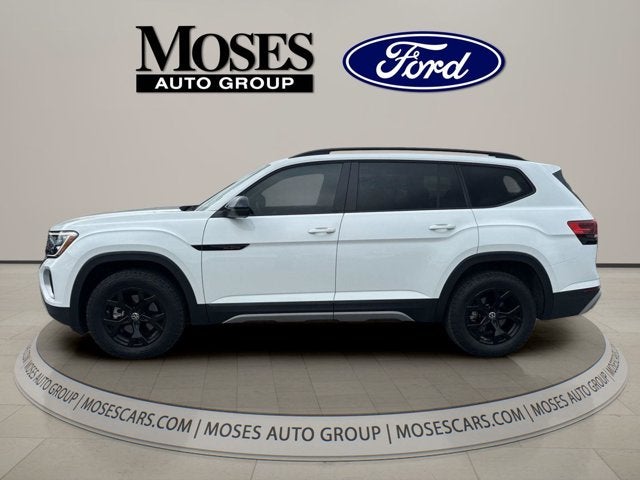 2024 Volkswagen Atlas 2.0T Peak Edition SE w/Technology