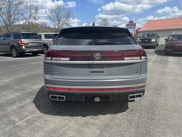 2025 Volkswagen Atlas Cross Sport 2.0T SEL Premium R-Line