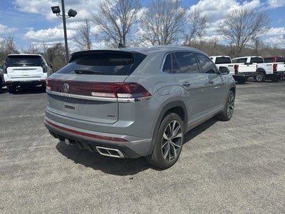 2025 Volkswagen Atlas Cross Sport 2.0T SEL Premium R-Line